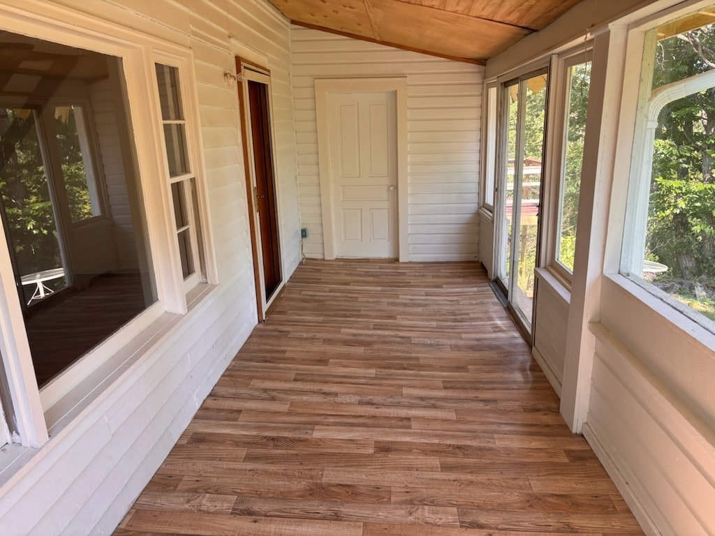 Enclosed porch - 35 Sprinkle St