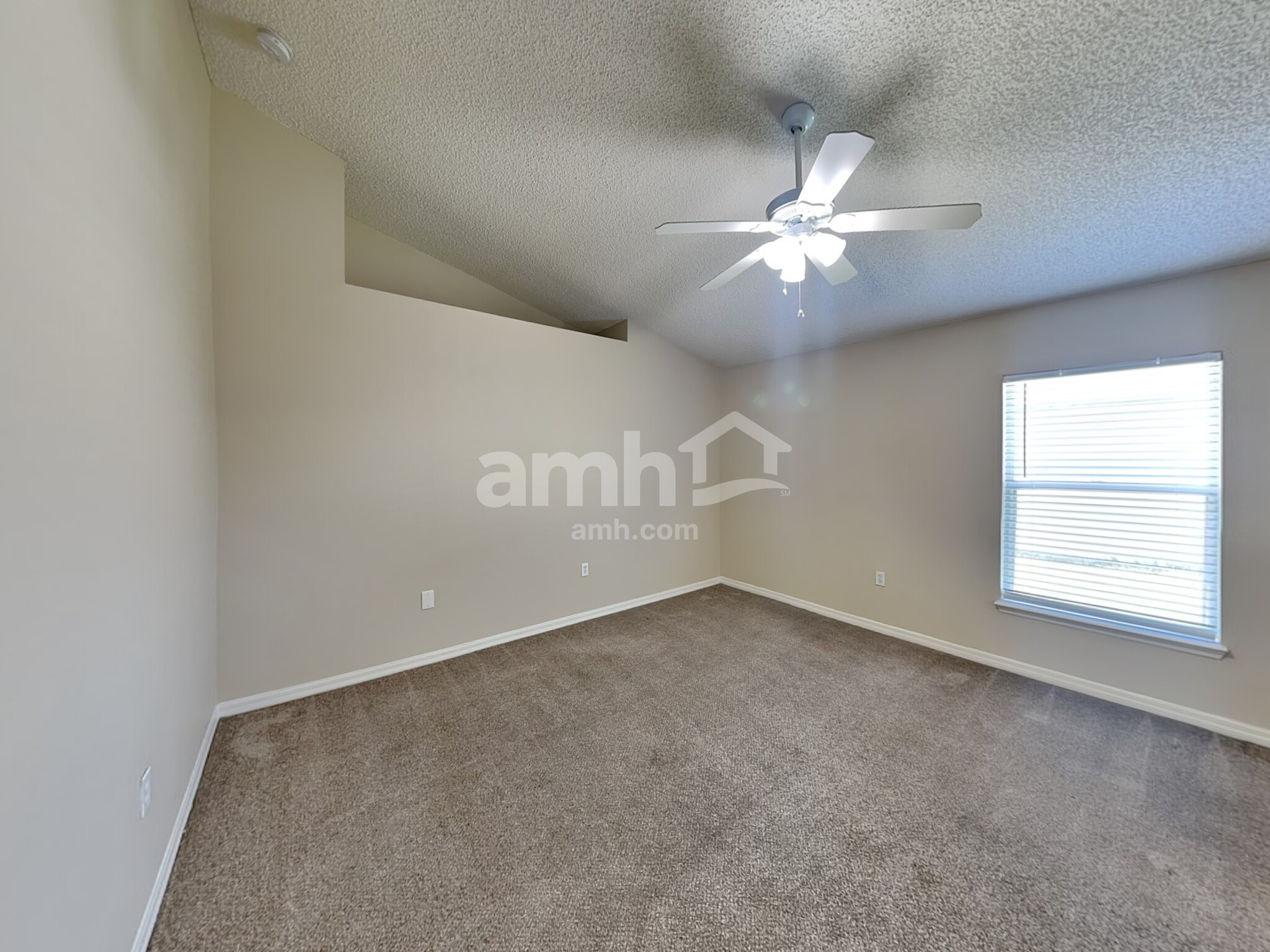 Building Photo - 3012 Valkyrie Rd