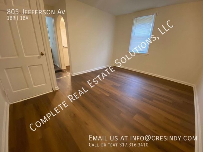 Building Photo - 805 Jefferson Ave