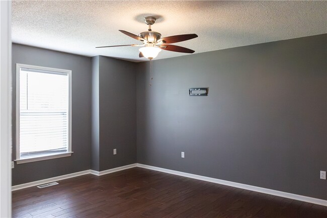 Building Photo - 439 Chetola Rd