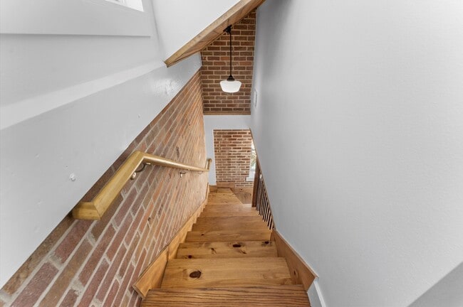 Building Photo - 1420 FM 1960