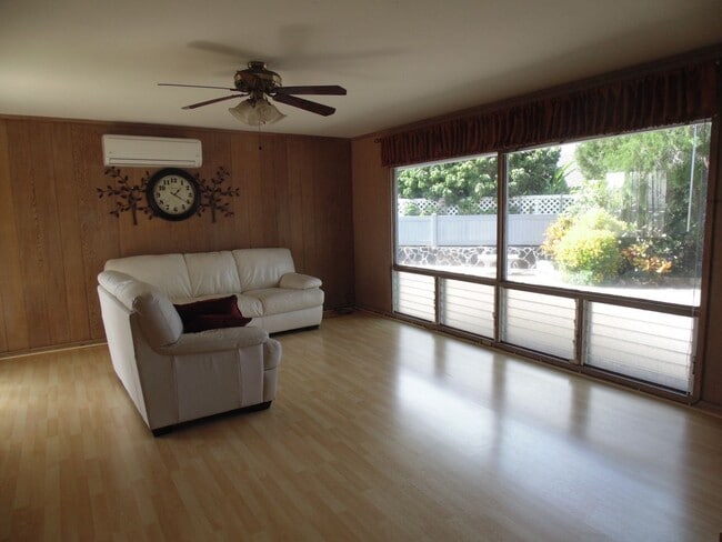 Building Photo - 1761 Maiha Pl