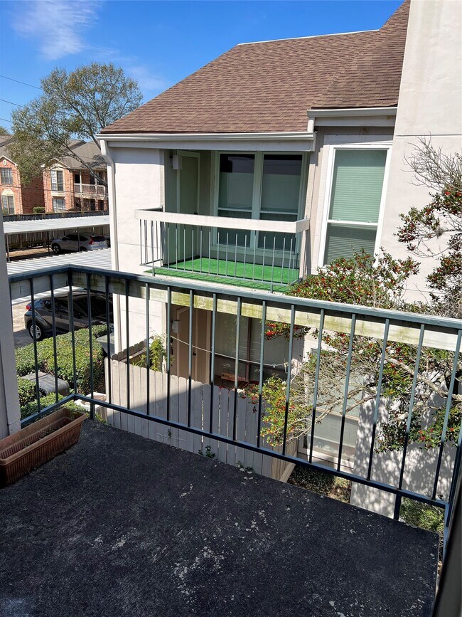 Building Photo - 7950 N Stadium Dr