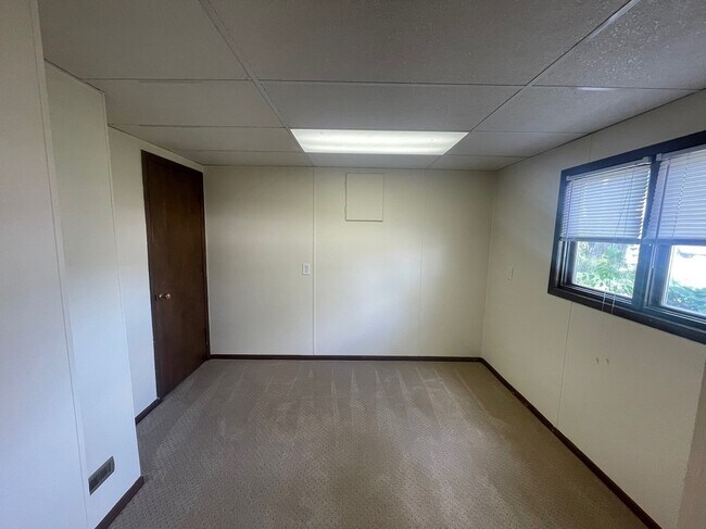 Building Photo - 1030 Whitney Dr