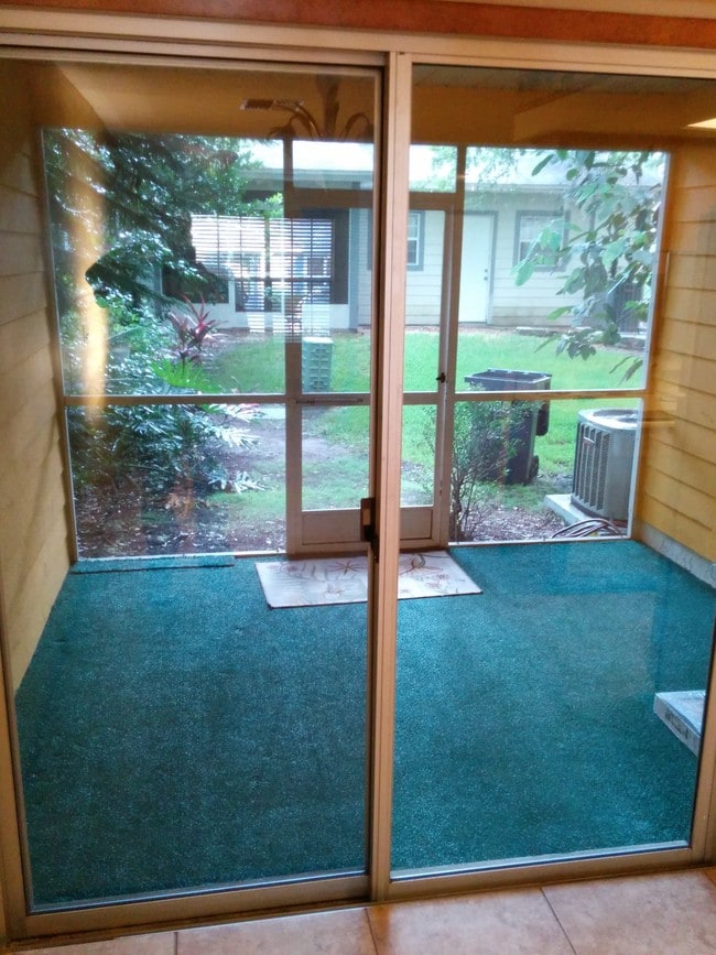 Building Photo - 608 Lynchburg Dr