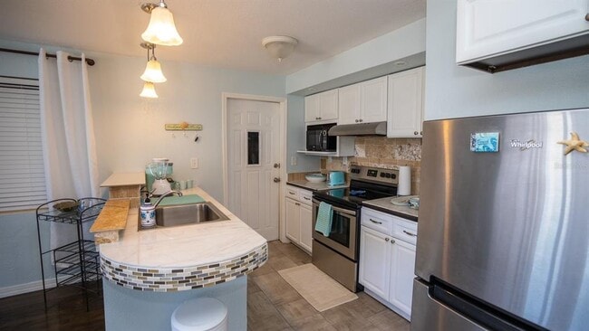 Building Photo - 321 Seaview Ave