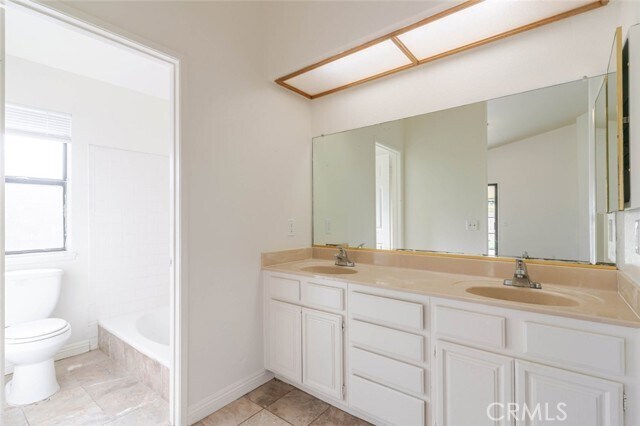 Building Photo - 4906 Pacifica Ave