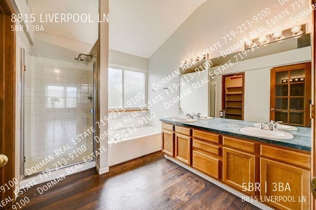 Building Photo - 8815 Liverpool Ln