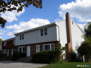 Building Photo - 124 Harbor Dr