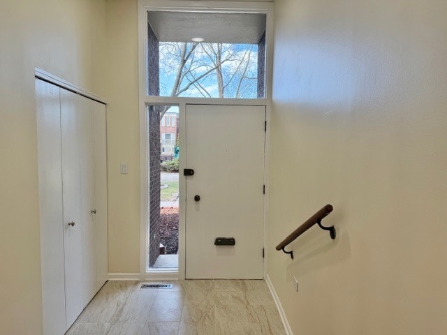 Building Photo - 2817 S Michigan Ave