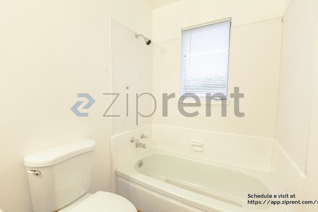 Building Photo - 4636 Goya Pkwy