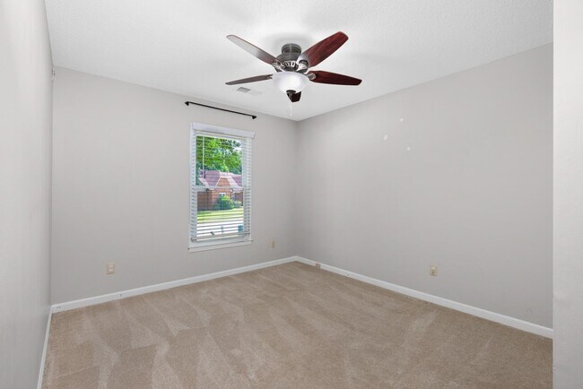 Building Photo - 3075 Stonecrest Cir