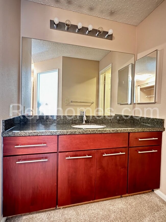 Building Photo - University City, 7405 Charmant Dr #2014, N...