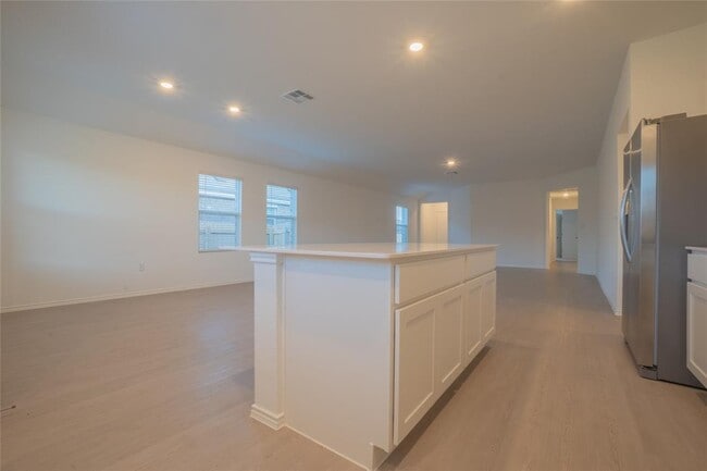 Building Photo - 107 Miglia St