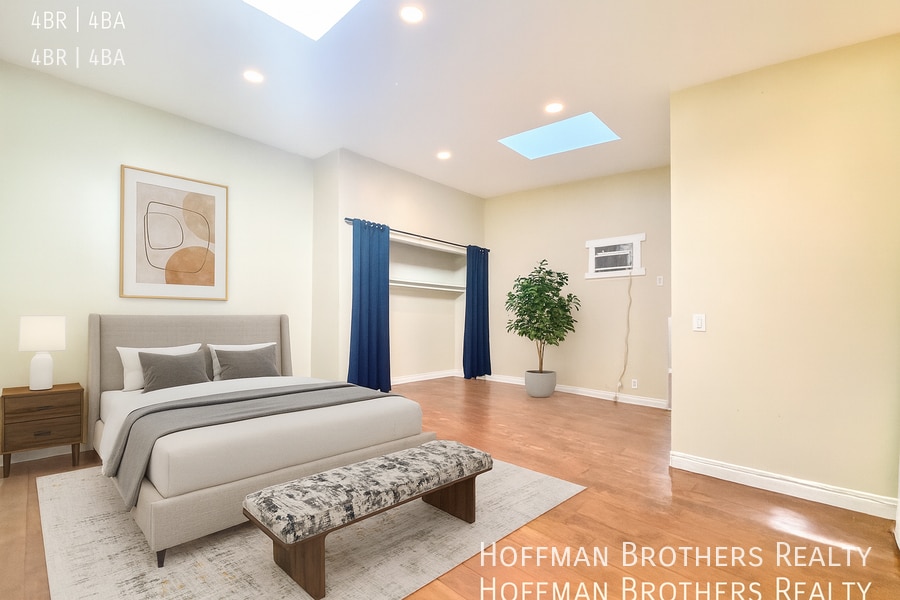 Building Photo - 753 S Ogden Dr