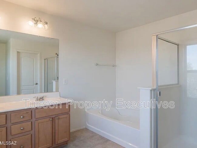 Building Photo - 11545 W Oilseed Dr