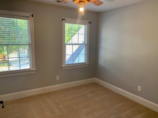 Building Photo - 119 Council Gap Ct