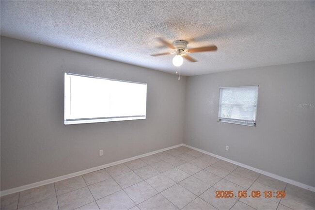 Building Photo - 8320 Oleander Ln