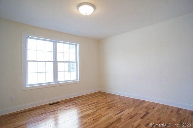 Building Photo - 15 Arch St