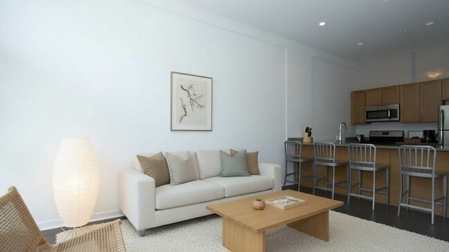 Building Photo - 42 Barrow St