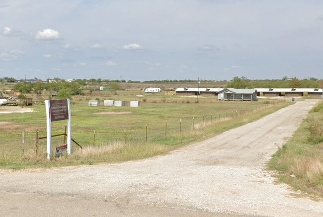 Building Photo - 126 Alton Ave