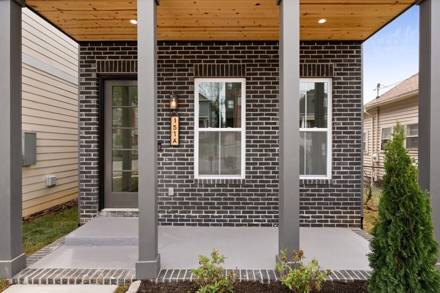 Building Photo - 151 Fain St