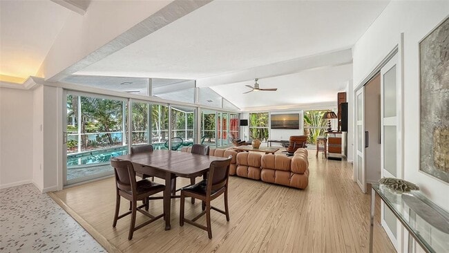 Building Photo - 4830 Higel Ave