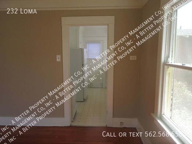 Building Photo - 232 Loma-