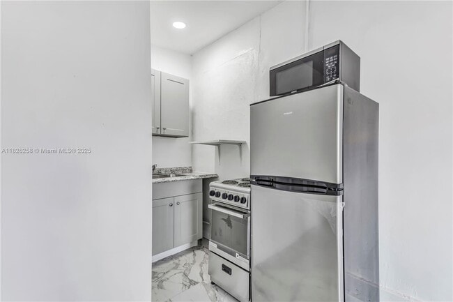 Building Photo - A431 NW 184th Dr