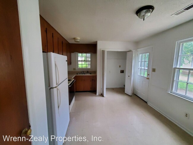 Building Photo - 2 br, 1 bath House - 1724 Spry Street