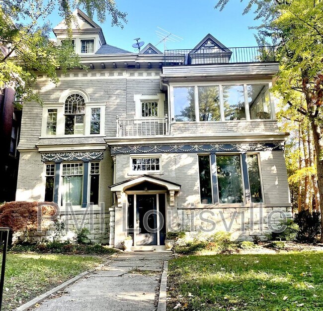 Primary Photo - 427 Park Ave