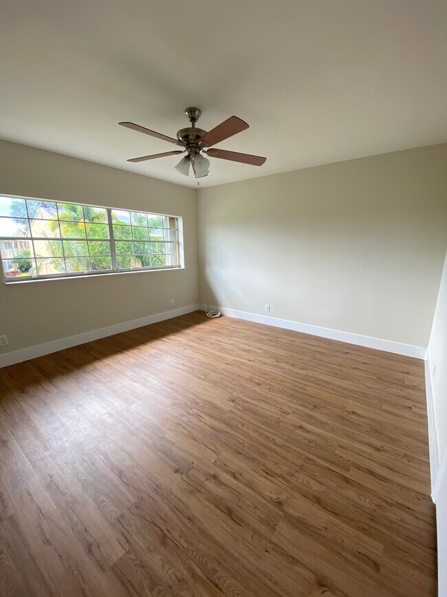 Building Photo - 1835 SW 81st Ave