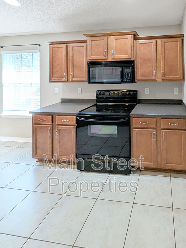 Building Photo - 5963 Ashton Woods Cir