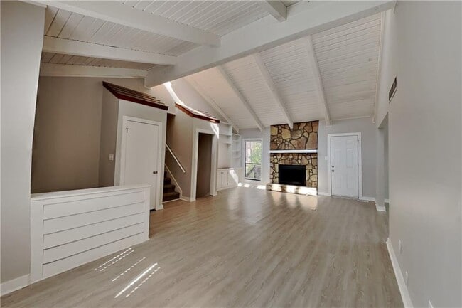 Building Photo - 3263 Holly Mill Run