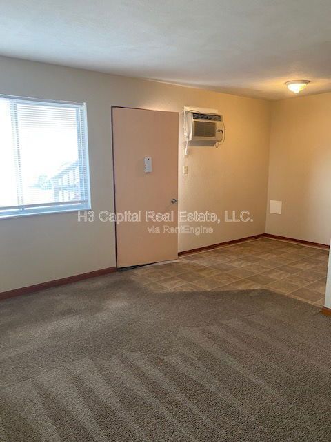 Building Photo - 1306 9th St