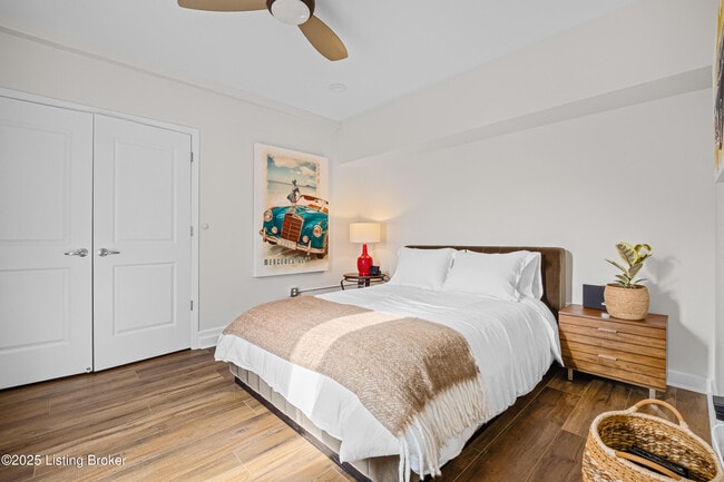 Building Photo - 604 S 3rd St