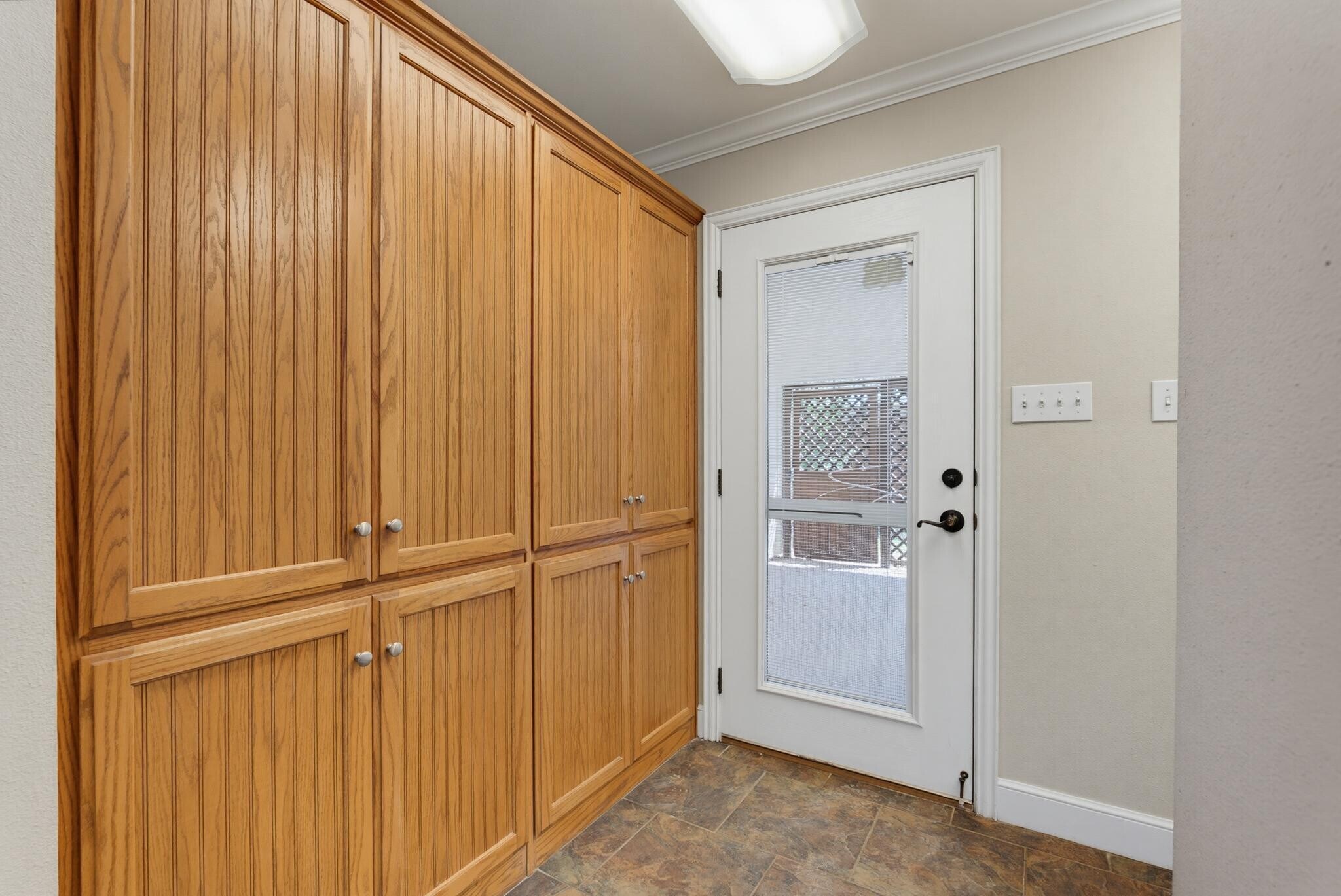 Building Photo - 286 Pilgrim Rd