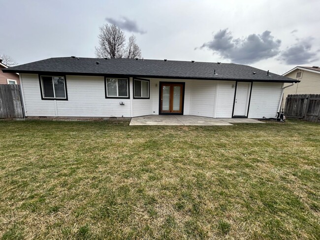 Building Photo - Charming West Boise Home - Newly Updated