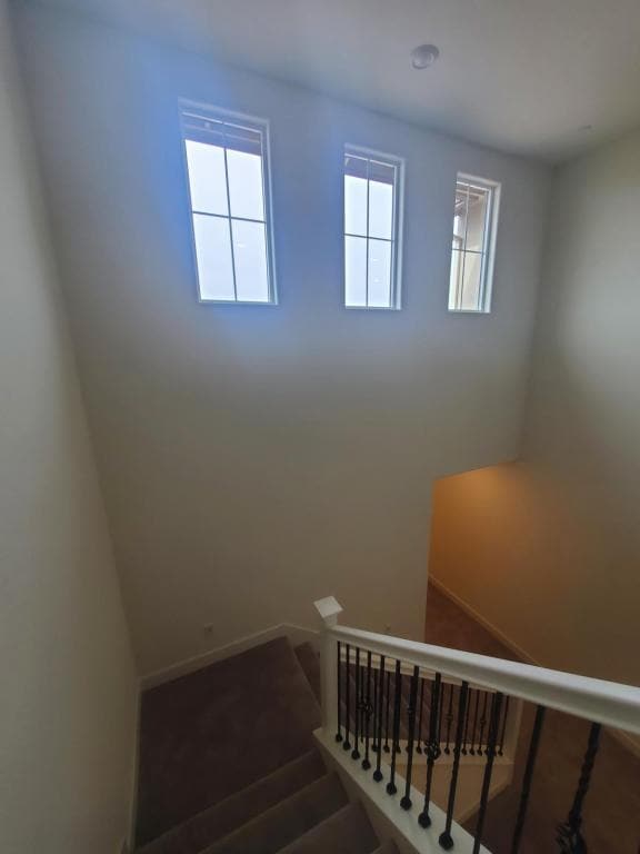 Building Photo - 5948 Rosalee St