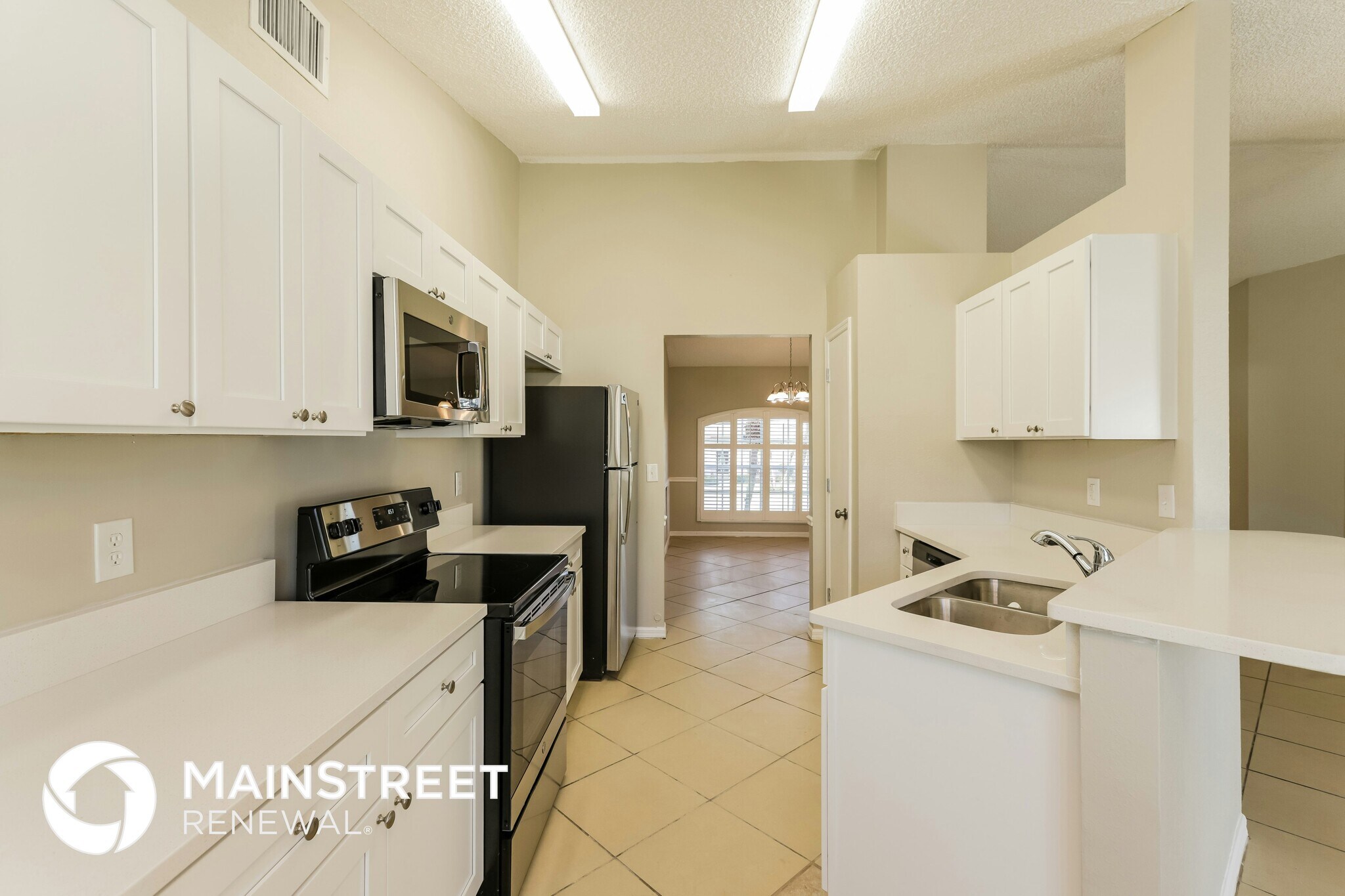 Building Photo - 2704 Champion Ridge Dr