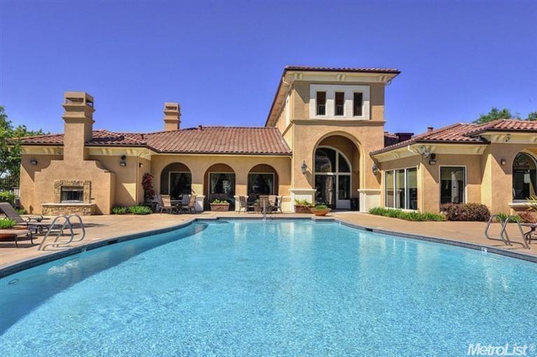 Building Photo - 4800 Westlake Pky