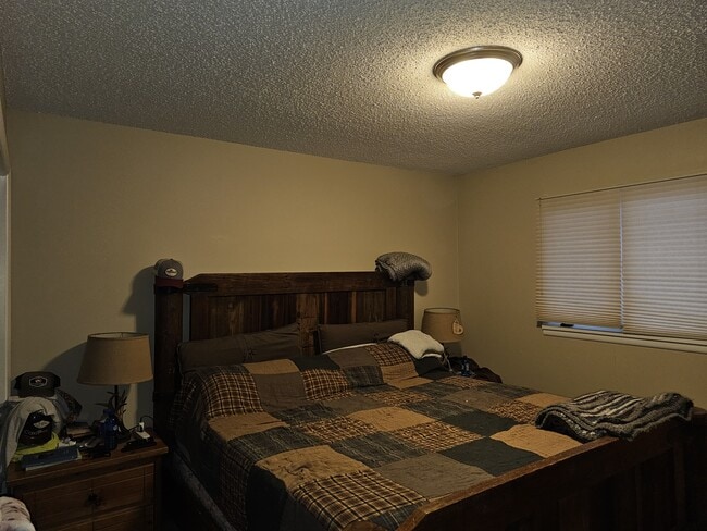 Building Photo - 25 Wapiti Dr