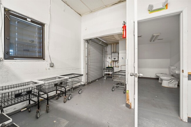 Building Photo - 1212 13th St