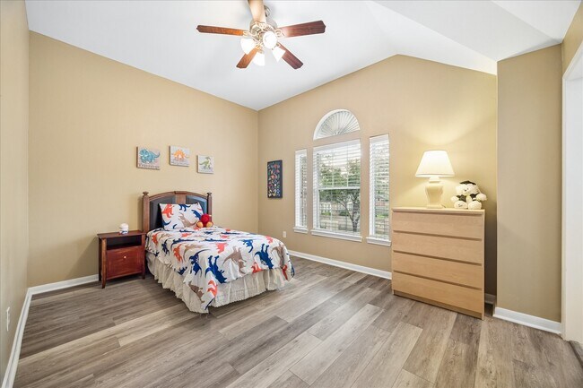 Building Photo - 2614 Cezanne Cir