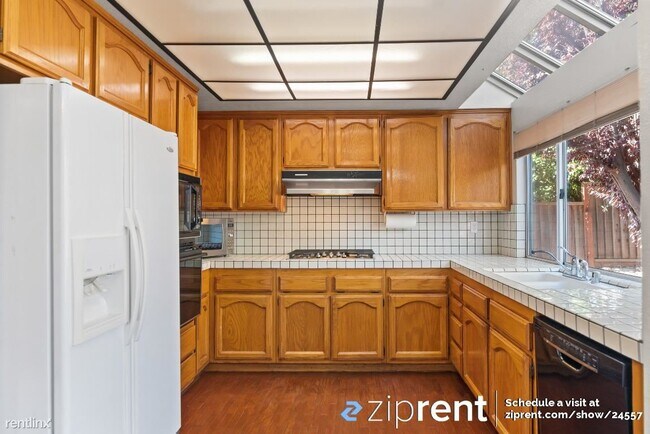 Building Photo - 4 br, 3 bath House - 493 Altamont Drive, M...