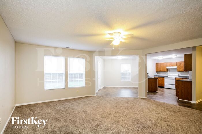 Building Photo - 2880 Ludwig Dr