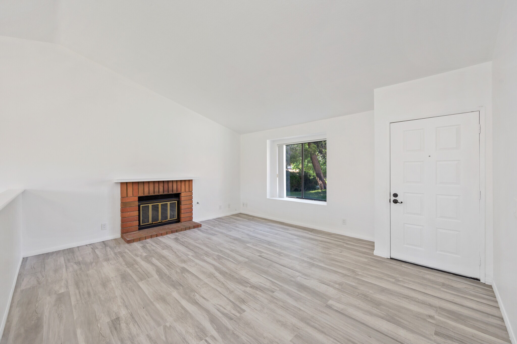 Building Photo - 511 Big Sky Ter