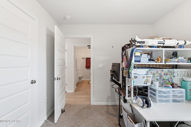 Building Photo - 6513 Slabinski Ln