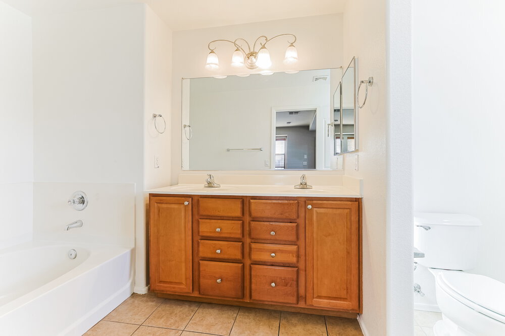 Building Photo - 21132 E Tierra Grande