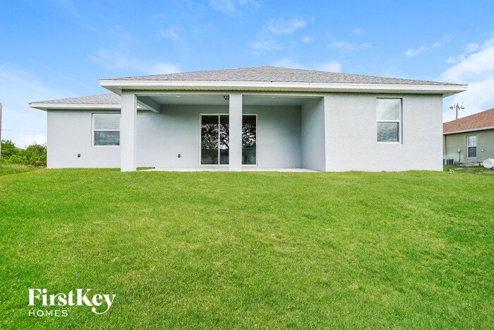 Building Photo - 3303 14th St SW